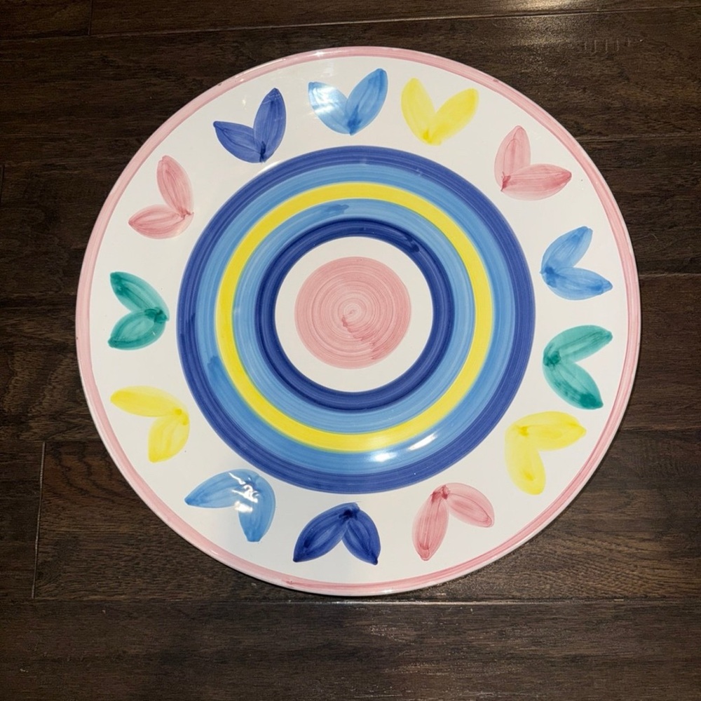 caleca melisso platter vintage large 17” round 
Can be hung on the wall